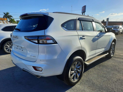 Isuzu Mux 2024