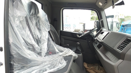 Imagem 11 de 14 de Volkswagen Delivery 6.160 Expre