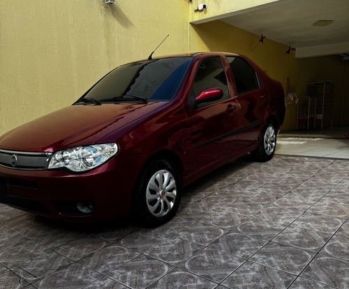 Fiat Siena 1.8 Hlx Flex 4p