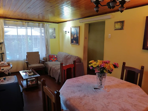 Casa Sin Deuda En Sector Consolidado De La Comuna.