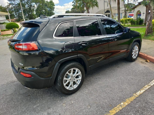 Jeep Cherokee Longitude 3.2 4x4 V6 Aut.