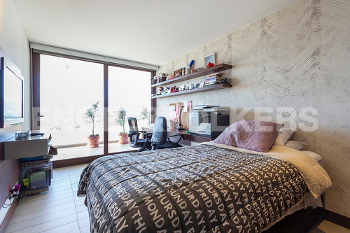 Imagen 9 de 13 de Venta Moderno Depto San Carlos De Apoquindo / Udd