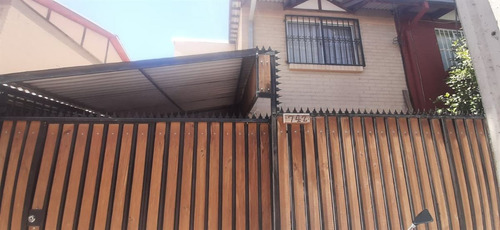 Casa En Venta De 4 Dorm. En Quilicura