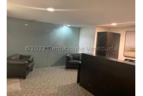 #23-29197 Imponente Oficina En Prado Humboldt