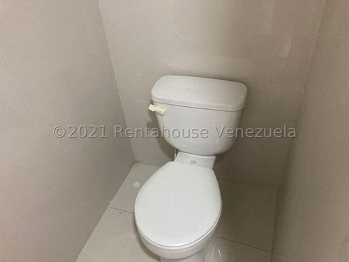 Imagen 5 de 12 de Rentahouse Concepto 0414-412.8424 / 22-2881