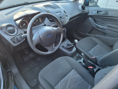 Imagen 5 de 13 de Ford Fiesta Kinetic Design 2015 1.6 Se 120cv