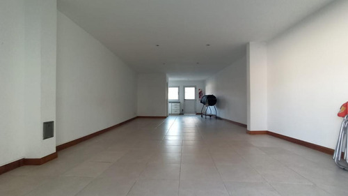 Imagen 8 de 10 de Departamento C/cochera Con Balcón - Bernal Este - Retasado