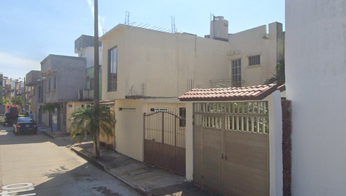 Casa En Venta En Col. Puerto Esmeralda, Coatzacoalcos, Veracruz. Nm*