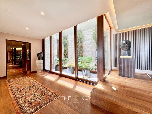 Departamento En Venta De 4 Dorm. En Las Condes