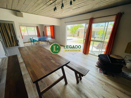 Casa Con Piscina En Alquiler De Temporada, Parque Del Plata