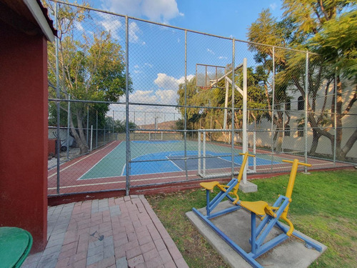 Hermosa Residencia En Centro Sur, Claustros Del Sur, C.342 M2, 3 Niveles
