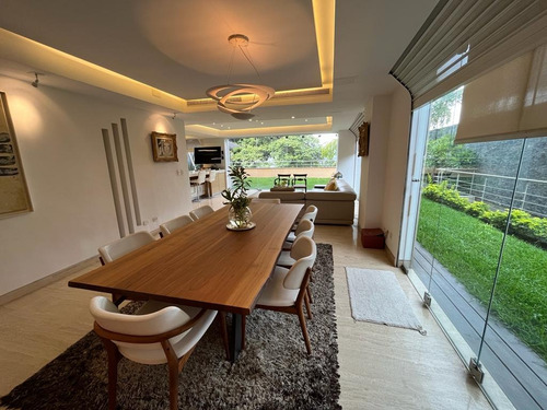 Exclusivo Y Exquisito Apartamento Duplex En Los Palos Grandes Cerca Cota Mil