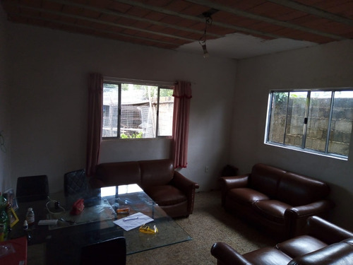 Imagem 4 de 23 de Casa No Bairro Caraguava, Em Peruíbe, Com Espaço Para Piscina, Churrasqueira