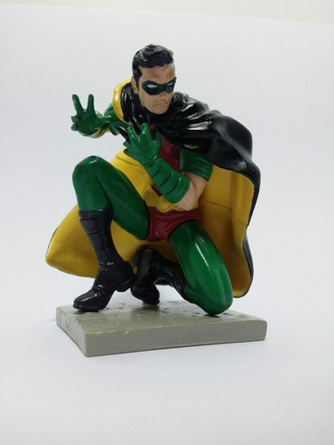 Robin Gashapon Chico Maravilla Batman Dc Universe | Envío gratis