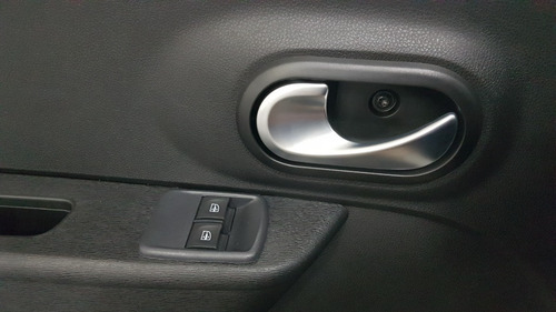 Imagen 6 de 17 de Renault Kangoo Confort 5 Asientos 1.5 Dci En Stock (cna)