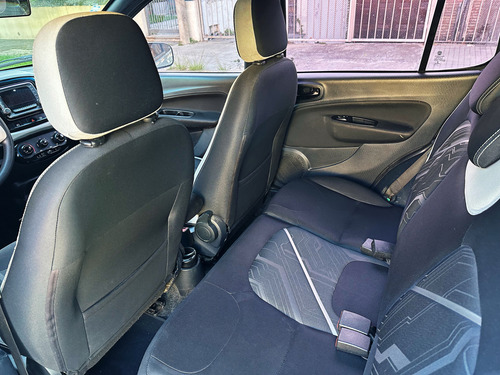 Fiat Uno 1.4 Attractive