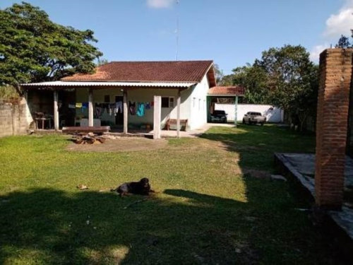 Chácara No Litoral Sul Com 3 Quartos. | 6810-pc