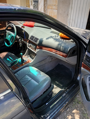 BMW Serie 5 2.8 528i C/tv At