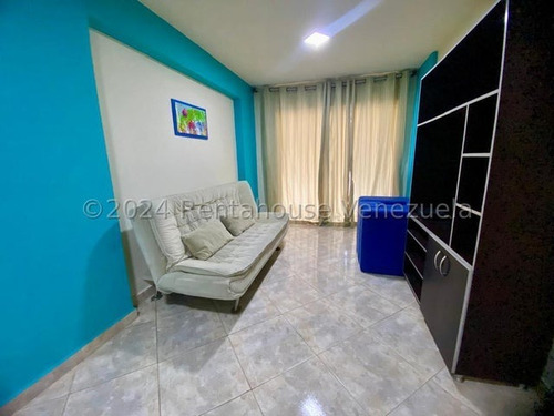 Mayra Lara Rah Vende Bello Apartamento Tipo Estudio En Chichiriviche, Playa Sur, En Conjunto Exclusivo Con Hermosa Piscina Con Tobogán, Vista Al Mar, 58mts2, 1 Hab., 2 Baños, 1 P/e