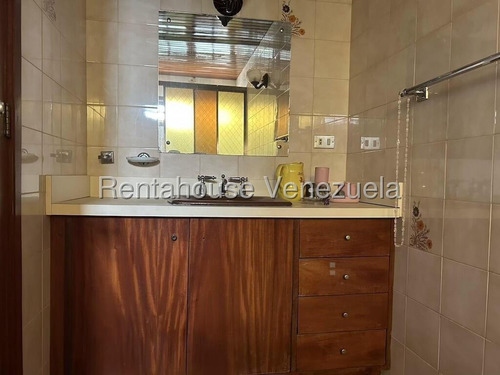 Venta De Casa En Santa Paula Cl Mls 25-19456