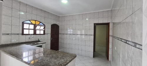 Imagem 10 de 13 de Linda Casa Pertinho Da Praia. Venha Conferir.
