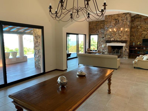 Oportunidad Real, Hermosa Casa En Venta, Solo Para Exigentes