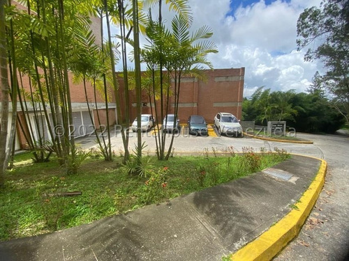 Town House En Venta 23-1725 En Villa Nueva El Hatillo