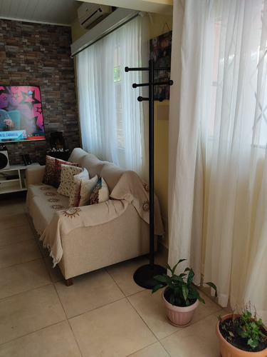 Dos Casas En Ventas 2 Dormitorios En La Blanqueada