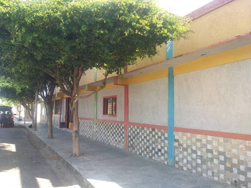 Imagen 1 de 7 de Katherine Castillo Vende Casa Remodelada A Colegio Urb Piedras Negras 2 Niveles