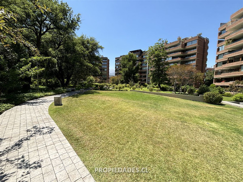 Departamento En Venta De 3 Dorm. En Lo Barnechea