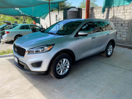 Imagen 1 de 14 de Kia Sorento 2017 2.4 Lx At