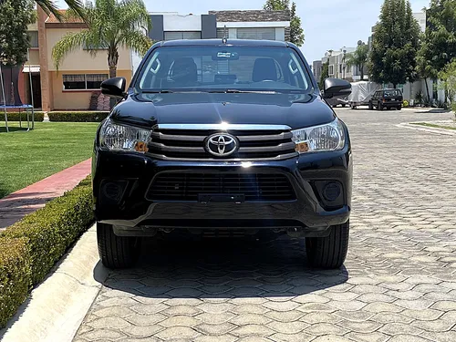 Toyota Hilux 2.7 Cabina Doble Sr Mt