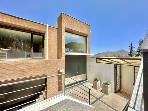 En Condominio: Los Trapenses / Monte Tabor
