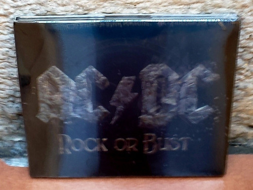 Ac / Dc (rock Or Bust Ed Usa) Judas Priest, Kiss, Metallica.