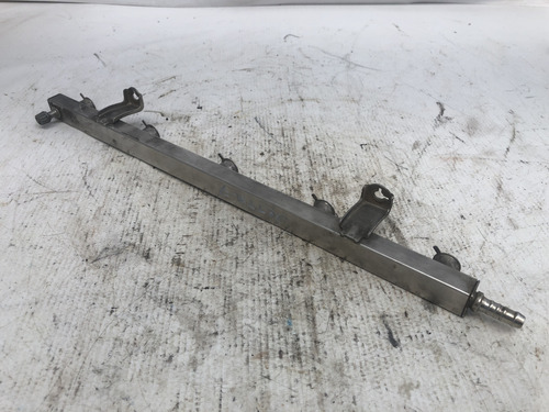 Riel De Inyectores Vw Jetta A6 2.5 Std Mod 11-14 (Usado)