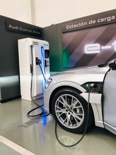 Imagen 14 de 25 de Nuevo Audi E-tron Sportback 55 Quattro Sline Electrico 2022