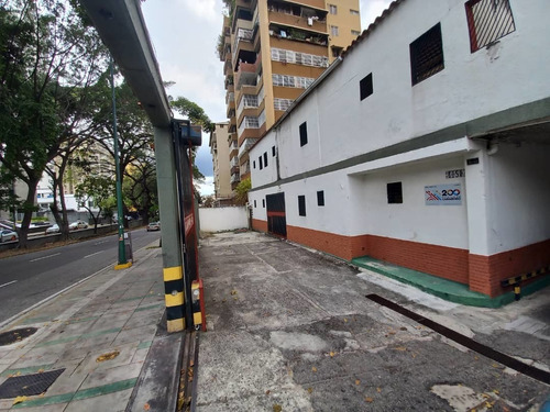 Imagen 2 de 14 de Hotel En Av Andrés Bello En Venta