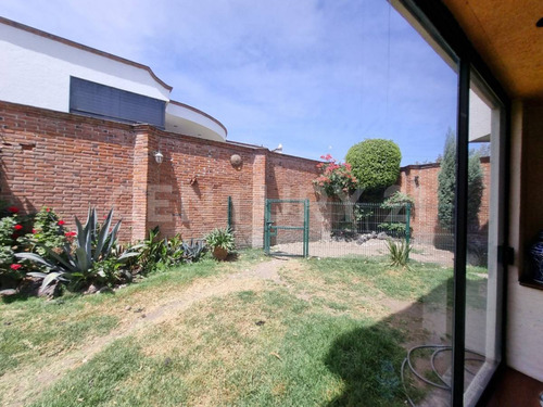 Casa En Venta Estilo Mexicano En Campestre Morillotla! A Un Min De Periférico!
