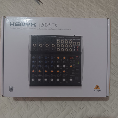 Mezcladora Behringer Xenyx 1202 Sfx 12 Canales (Usado)