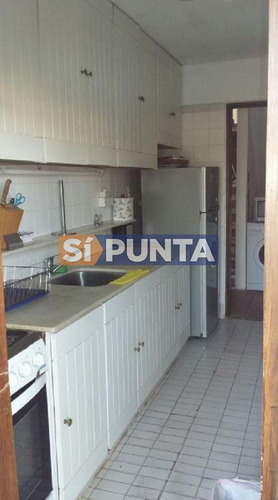 Imagen 3 de 5 de Apartamento En La Barra, Vista Al Mar