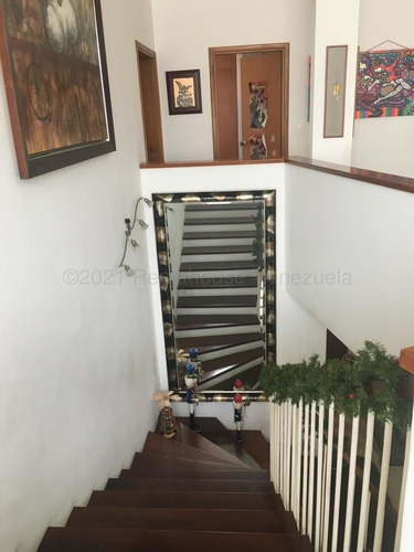 Imagen 9 de 23 de Esplendida Casa En Prados Del Este