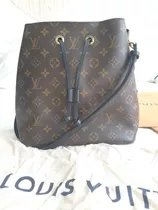 Louis Vuitton vende una bolsa de congelación por más de 3.600