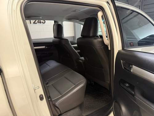 Toyota Hilux 2.8 Tdi Cd Srv Plus 4X4 At