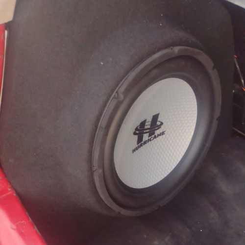 Caixa Selada Para Subwoofer Fibra Vidro Corsa Wind 2 Portas