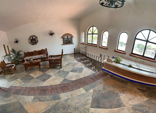 Casa A Orilla Del Lago De Tequesquitengo