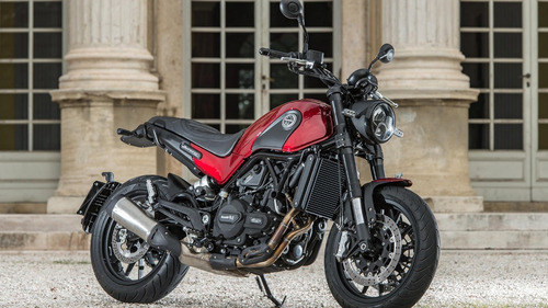 Benelli Leoncino 500cc. Gris Agrobikes