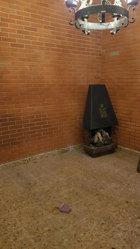 Imagen 8 de 15 de Casa De 4 Ambientes, Con Amplio Patio Y Terraza