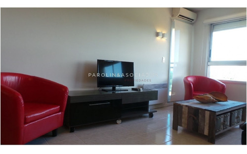 Excelente Departamento En Torre Con Servicios-ref:3023