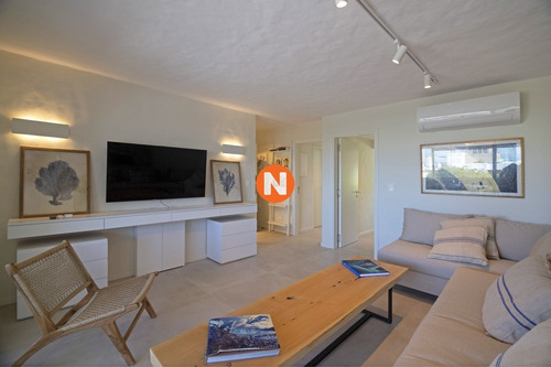 Apartamento En Alquiler, La Barra, La Barra, 2 Dormitorios.- Ref: 9382