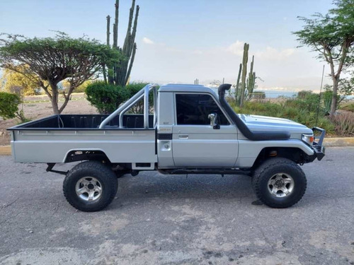 Imagen 3 de 7 de Toyota Macho Pick Up Lx
